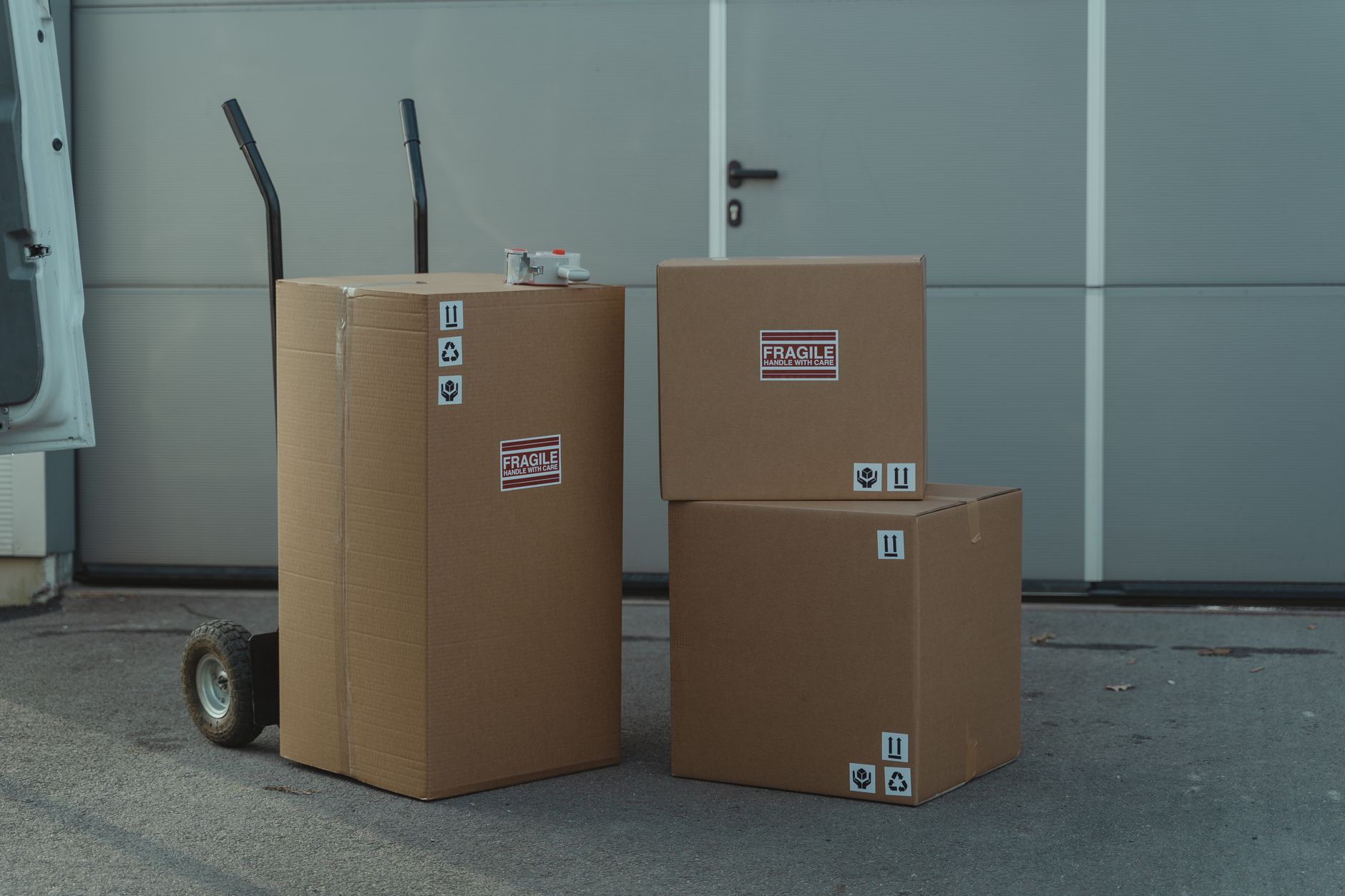 Packing e-commerce orders for shipping